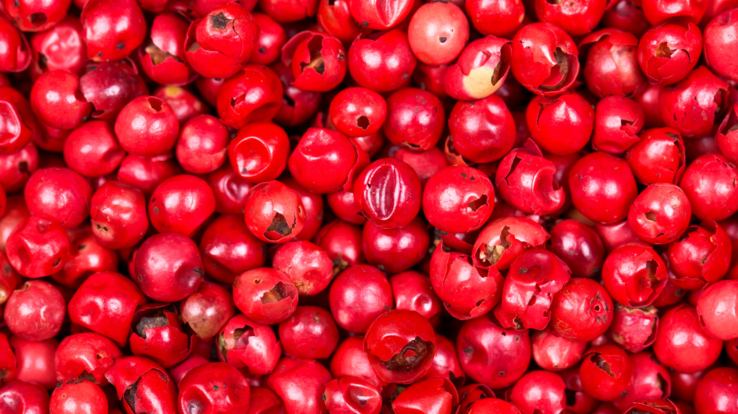 Ingredient Spotlight: Pink Peppercorn Essential Oil